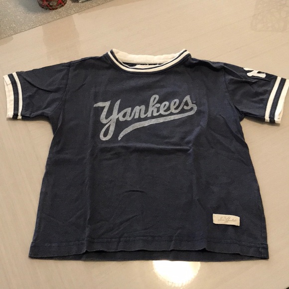 Red Jacket NY Yankees boys T-shirt size 5 - Picture 1 of 5